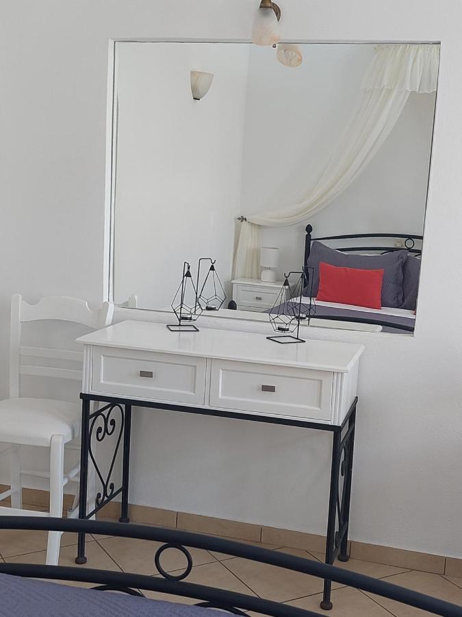 Anthonas Apartments Imerovígli Eksteriør bilde